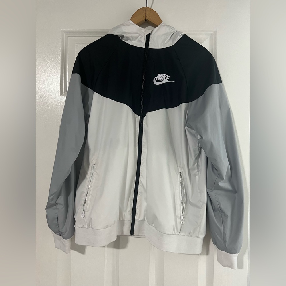 Nike Sportswear Windrunner - Boys XL